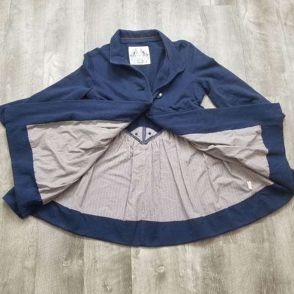 Free people jacket size medium. - Picture 4 of 8